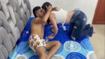 pequeña latina exprime toda la leche de su hermanastro mayor para no dejarlo salir de fiesta.